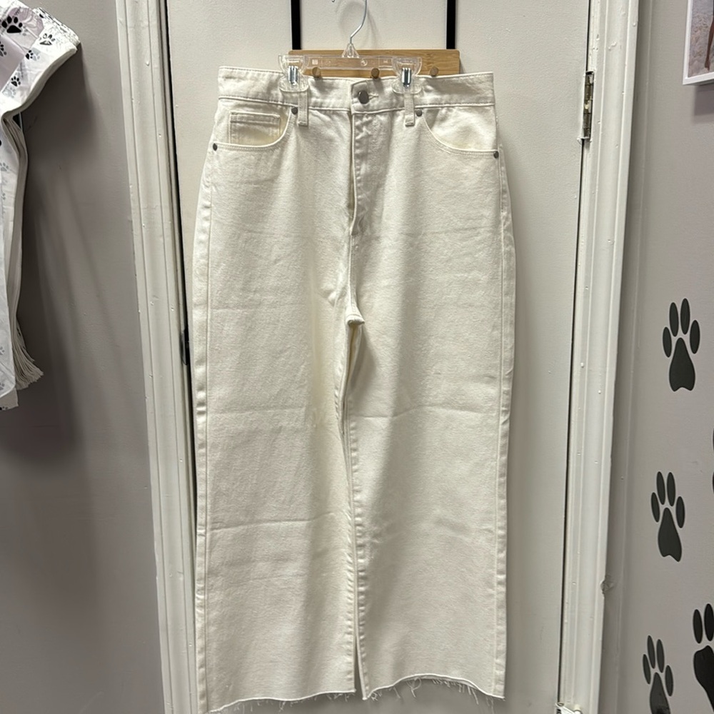 White Cropped Jeans